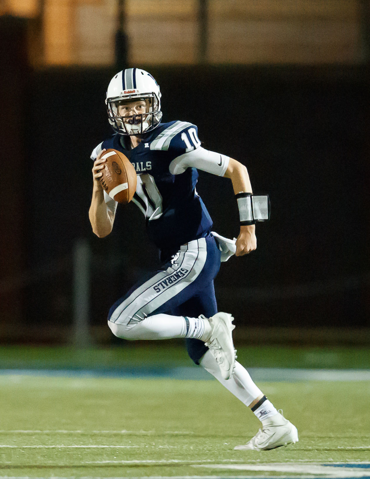 W-L football 4